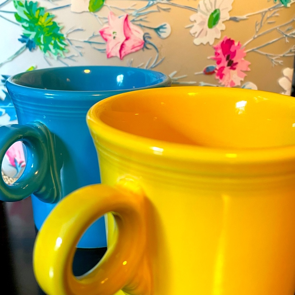 Lot of 2 Fiesta Mugs - Coffee